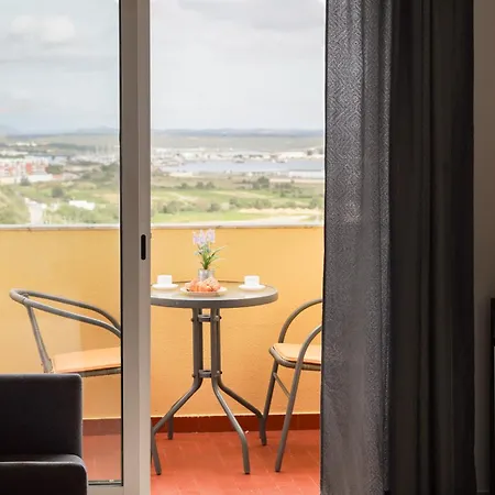 Apartment Lovely Beira Mar T2 Da Rocha *