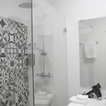 Lovely Beira Mar T2 Da Rocha Appartamento Portimão