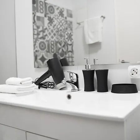 Апартаменти Lovely Beira Mar T2 Da Rocha Портіман