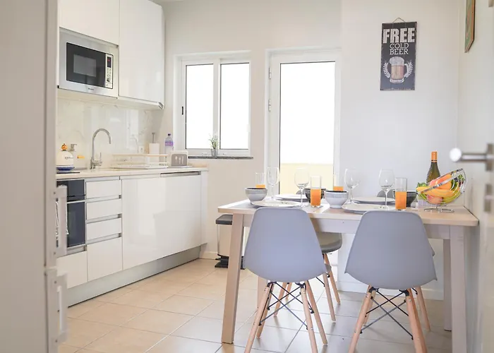 Lovely Beira Mar T2 Da Rocha Appartement